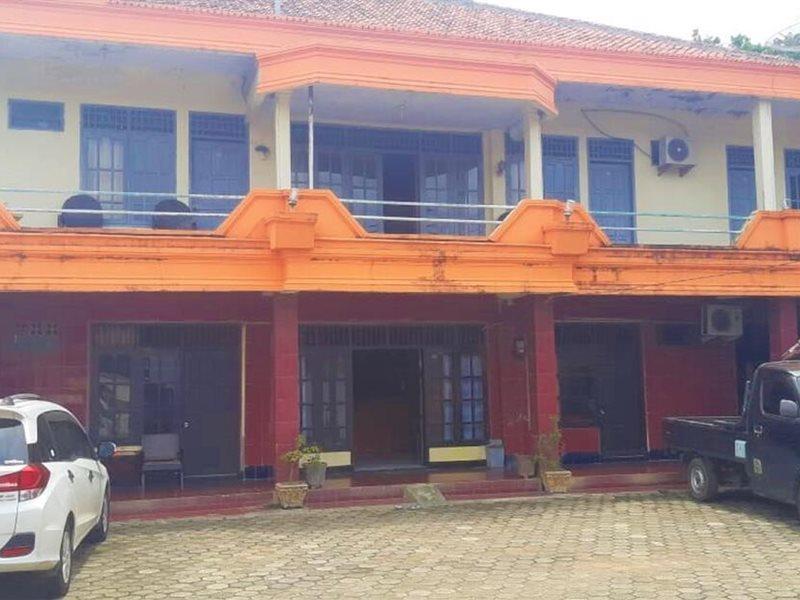 Spot On 2969 Hotel Citra Ayu Labuhan Exterior photo