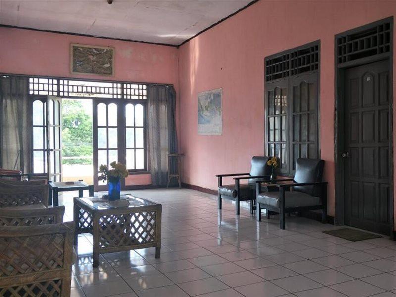 Spot On 2969 Hotel Citra Ayu Labuhan Exterior photo
